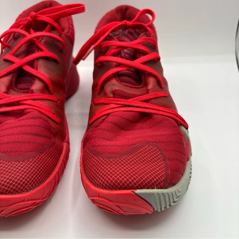 Under Armour Anatomix Spawn Red Men’s 3021263-603‎ Size 13 Basketball Shoes